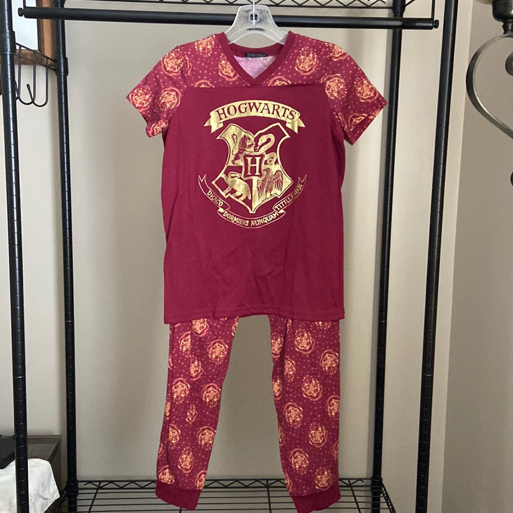Hogwarts Pajamas Set